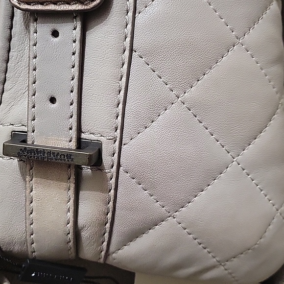 BURBERRY BAG NWT - Picture 3 of 14